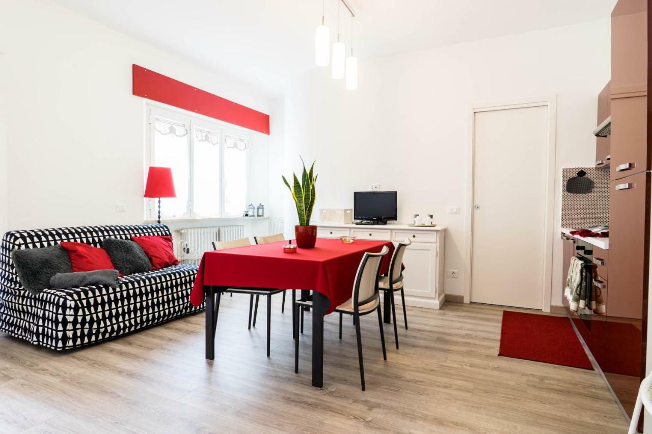 Casa Linda, A Due Passi Dal Mare Apartment Нумана Екстериор снимка